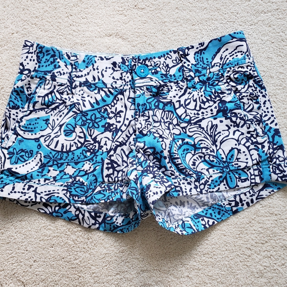 Lilly Pulitzer The Walsh Short Hippy Happy Shake in Ariel Blue sz00